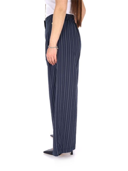  YES ZEE | P379 EM00/2713